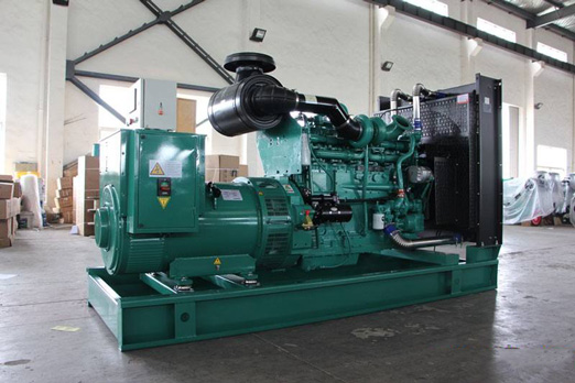 集安320kw康明斯柴油发电车出租组图片 集安320kw康明斯柴油发电车出租组图片