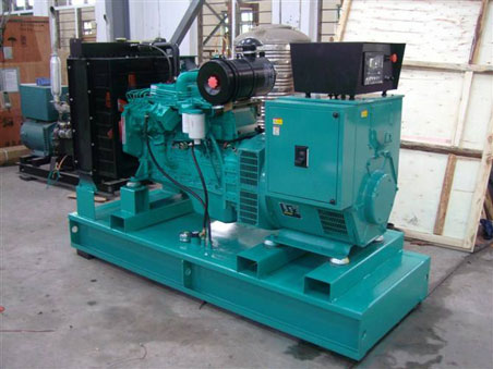集安200kw康明斯柴油发电机组图片 集安200kw康明斯柴油发电机组图片